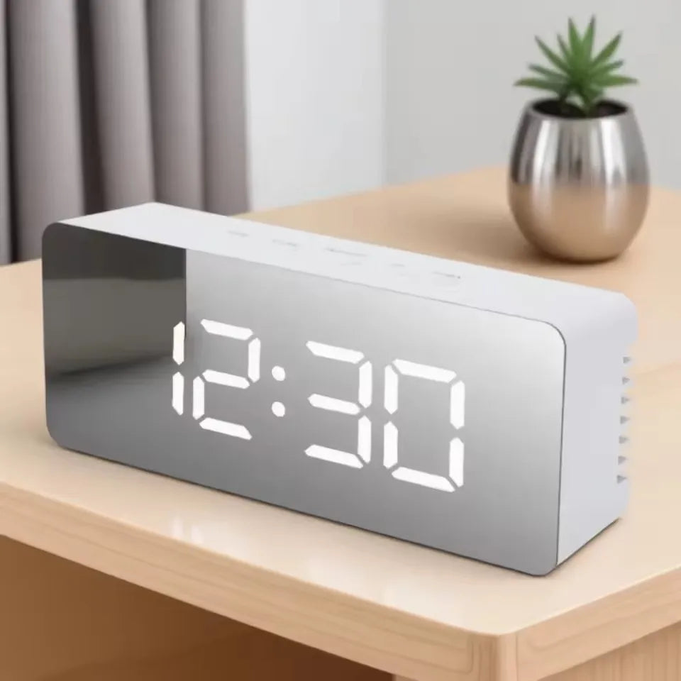 Digital Weather Station – Temperature & Humidity Meter with Clock, Calendar & Alarm